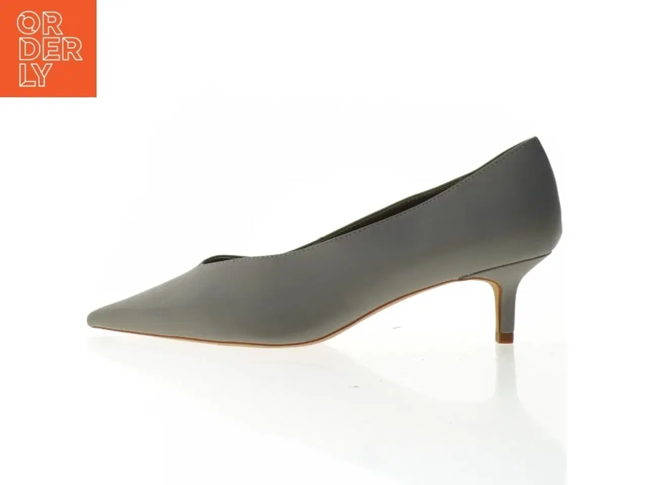 Billede 4 - Grå stiletter (str. 40)