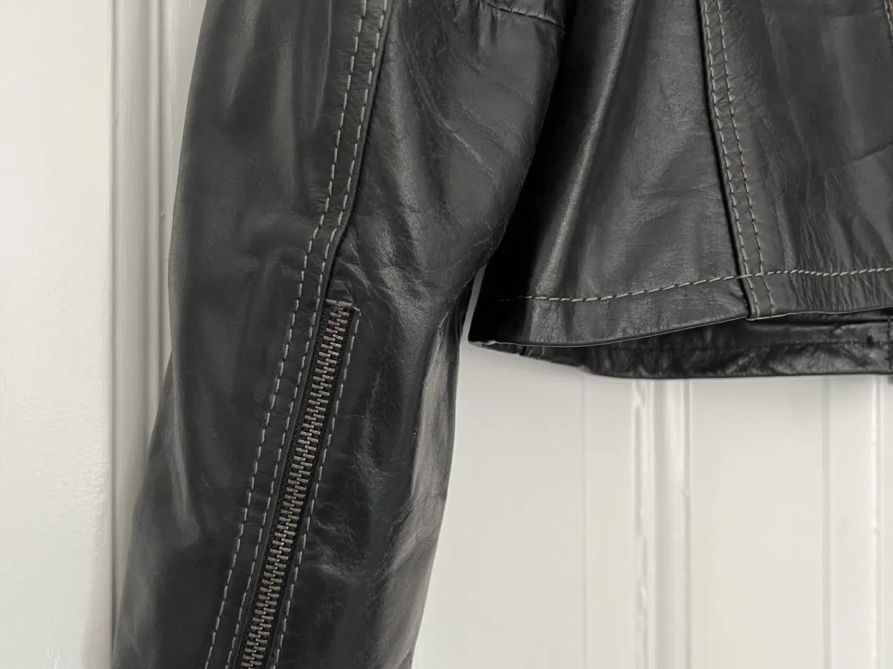 Billede 4 - RocandBlue læderjakke emiteret