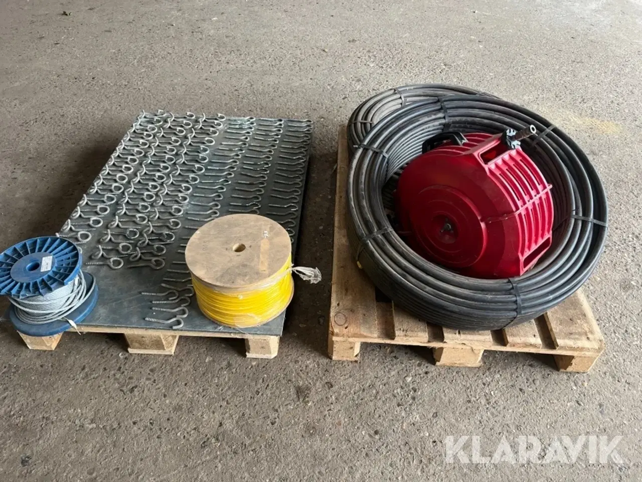 Billede 3 - LOT: kroge, wire, slangeopruller, 200 meter PEL rør