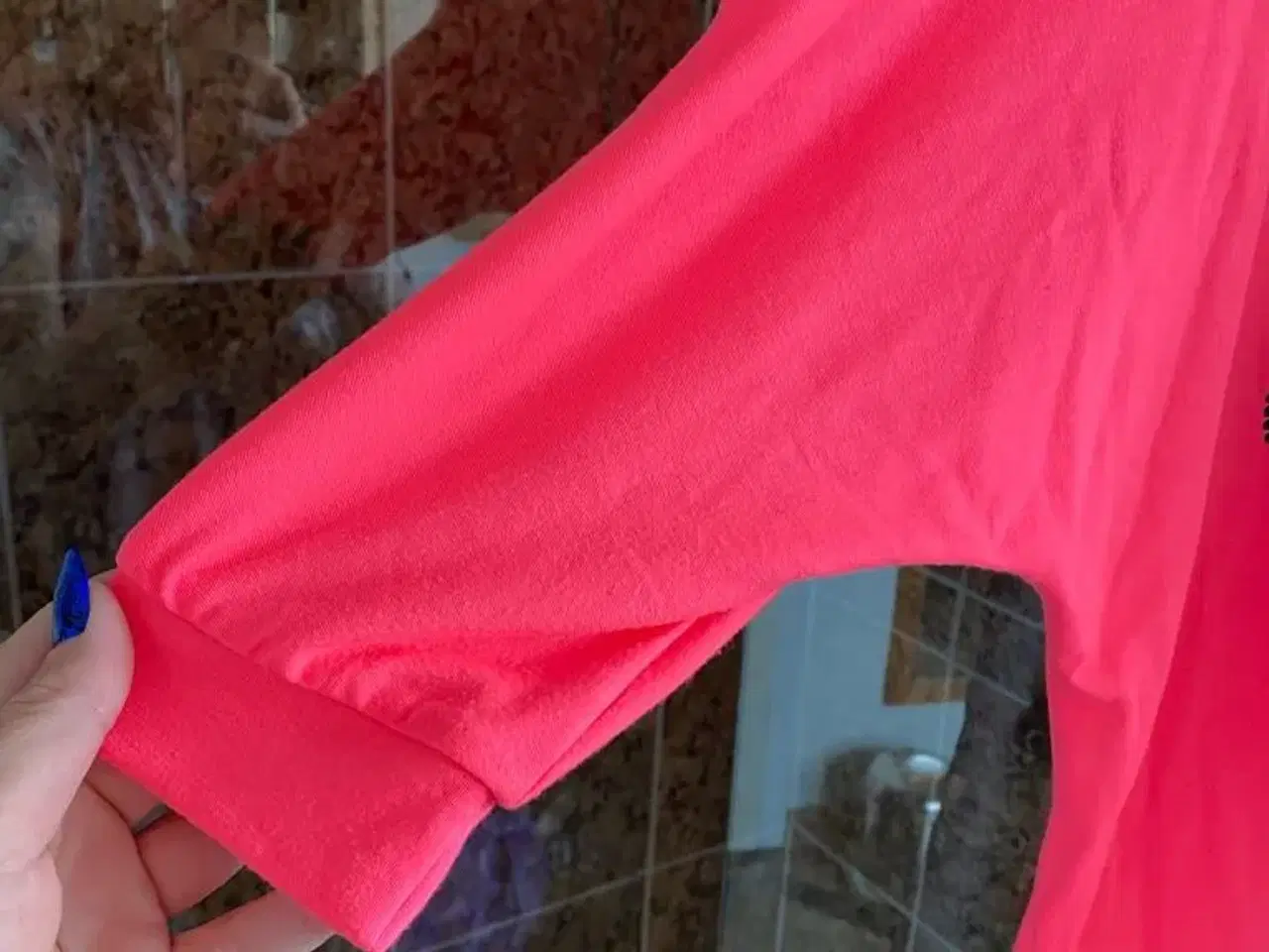 Billede 4 - Smart pink bluse str M