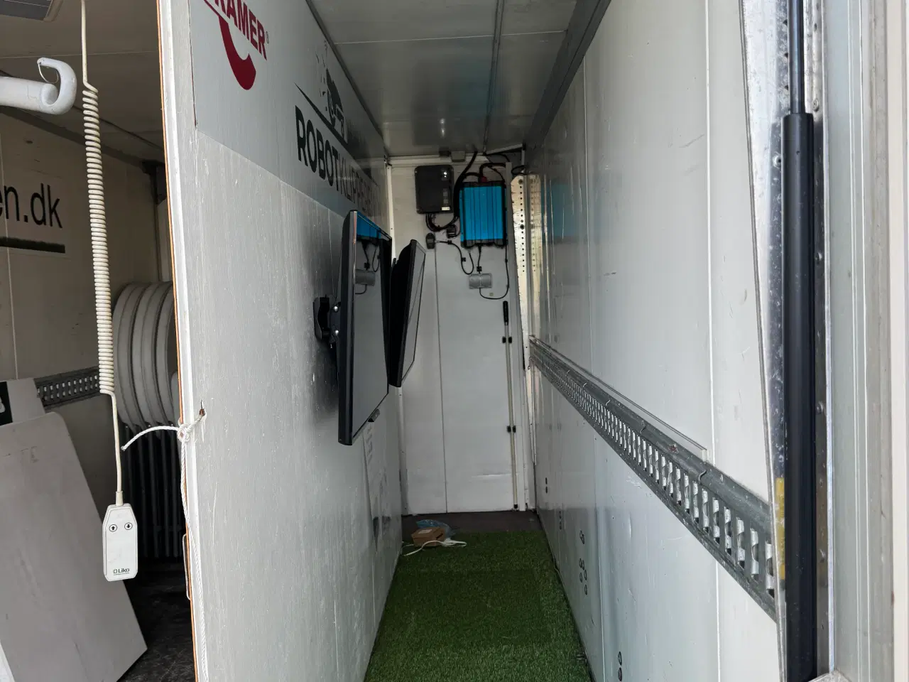 Billede 9 - Trailer med sideklap, solpaneler og 230v