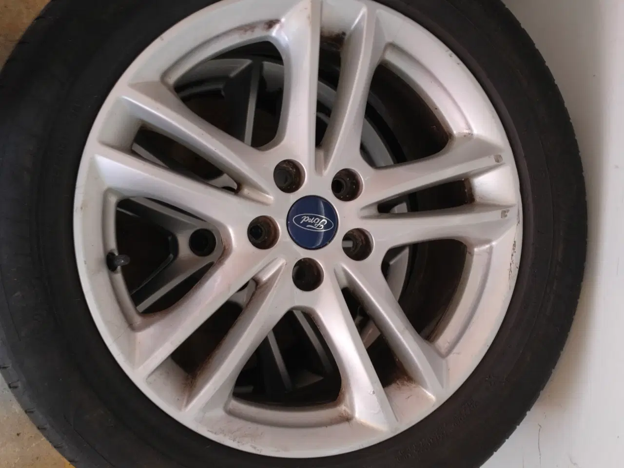 Billede 2 - Ford alufælge 