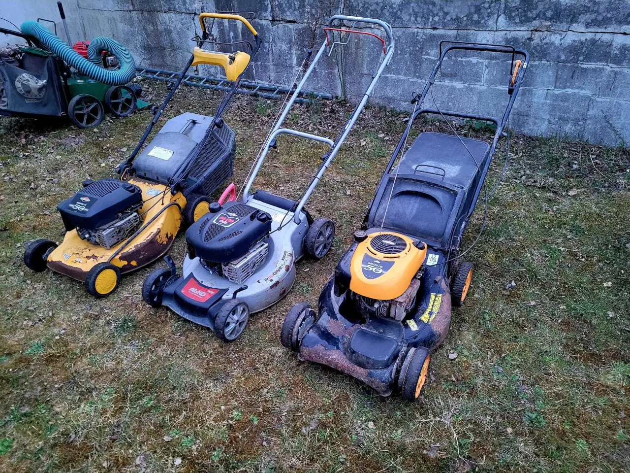 Billede 2 - 3 plæneklipper sælges 