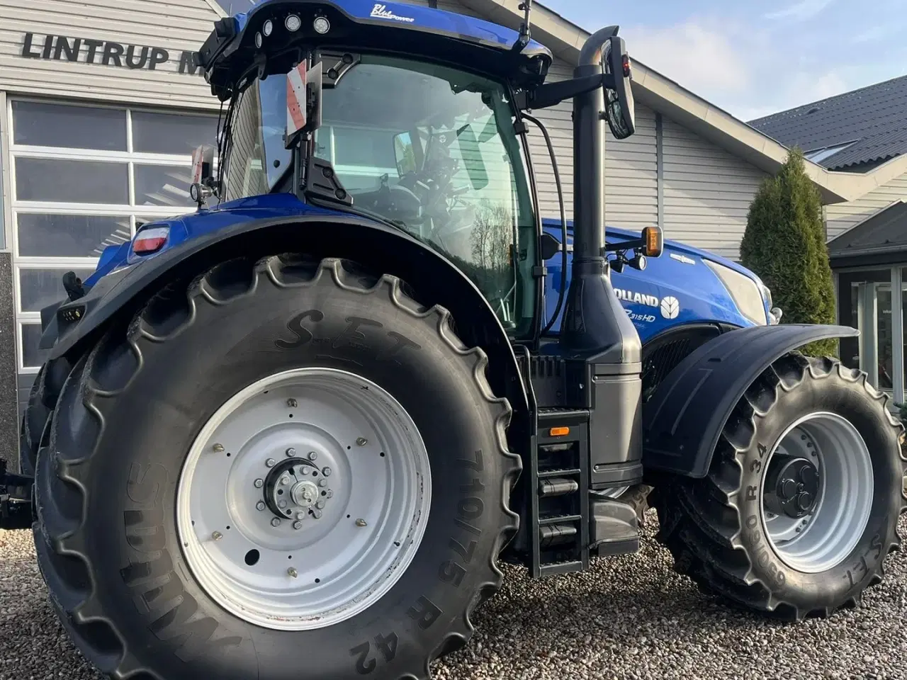 Billede 21 - New Holland T7.315 HD New Gen BluePower med frontlift og frontPTO