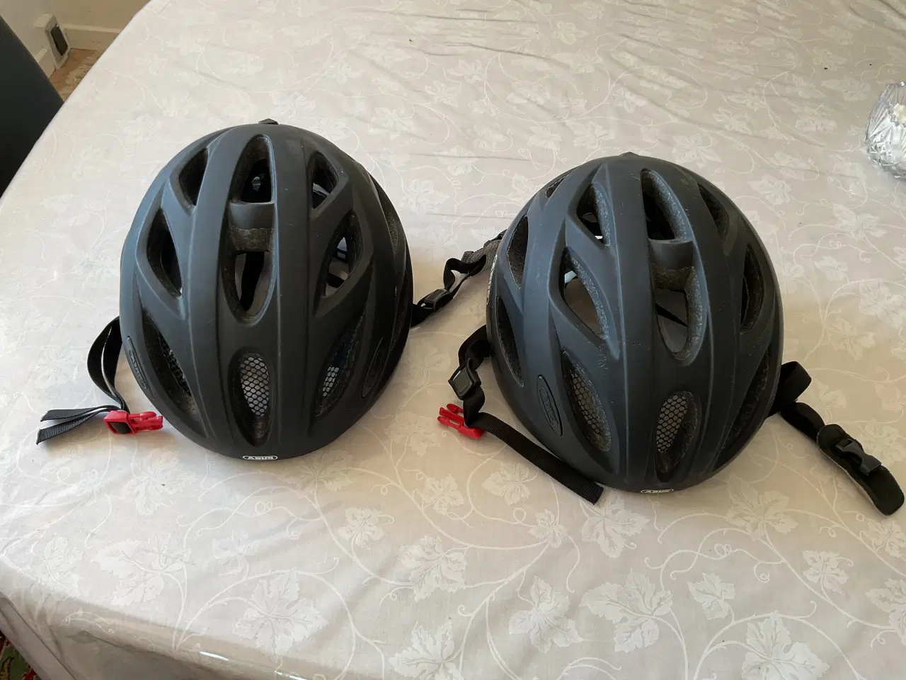 Billede 6 - Abus cykelhjelm sælges