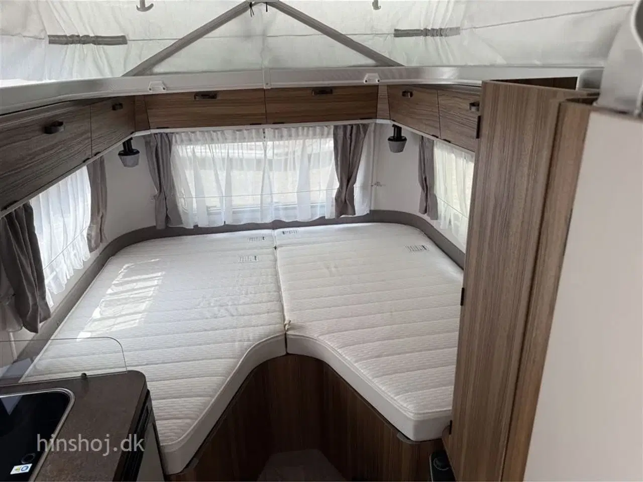 Billede 2 - 2023 - Eriba Touring 542 Legend   Næsten ny Eriba Touring 542 med XT mover, markise, cykelholder fra Hinshøj Caravan