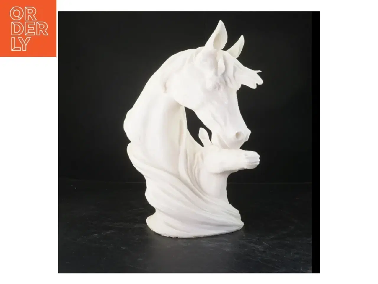 Billede 3 - Dekorativ hesteskulptur (str. 39 cm)