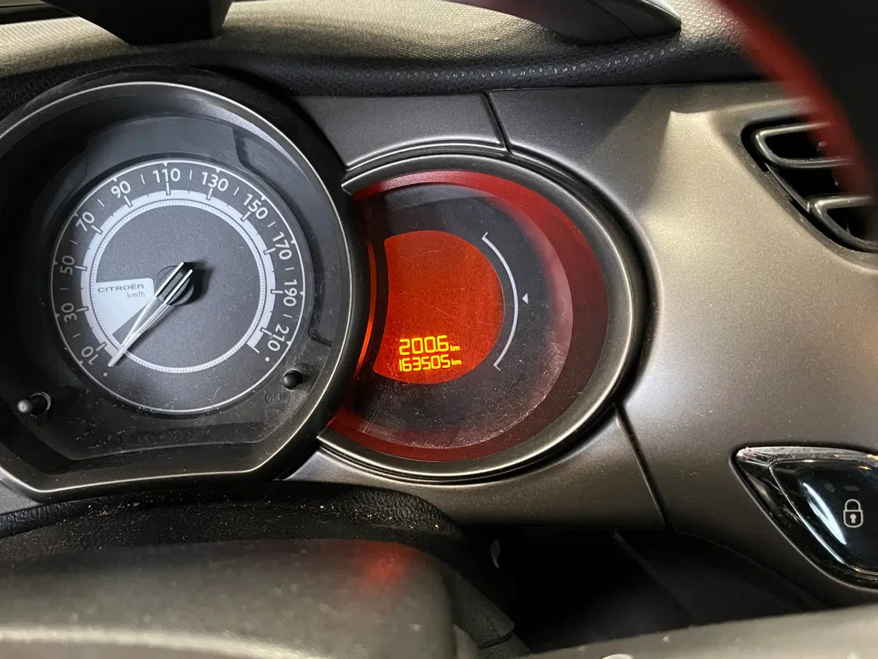 Billede 2 - Citroen c3 med fartpilot og ac