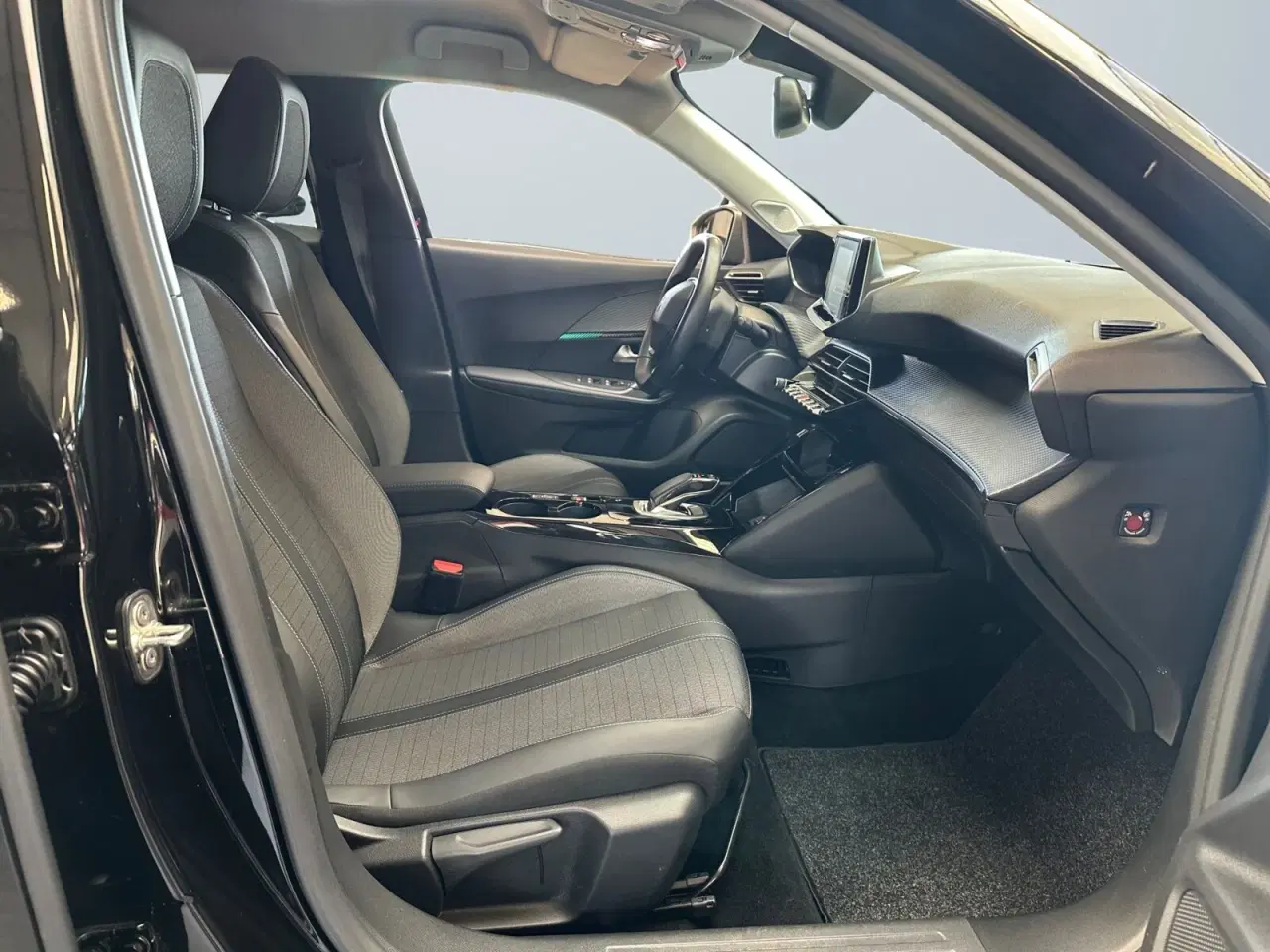 Billede 15 - Peugeot e-2008 50 Allure