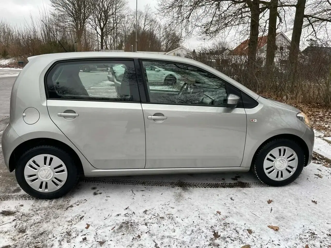 Billede 3 - Personbil VOLKSWAGEN Up! 1.0 Mpi Bmt 60 Hk 5 Dørs *MOMSFRI*