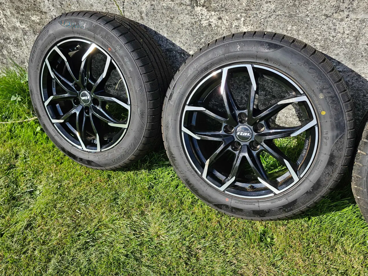 Billede 2 - 17" vinterdæk på fælge toyota chr hybrid 