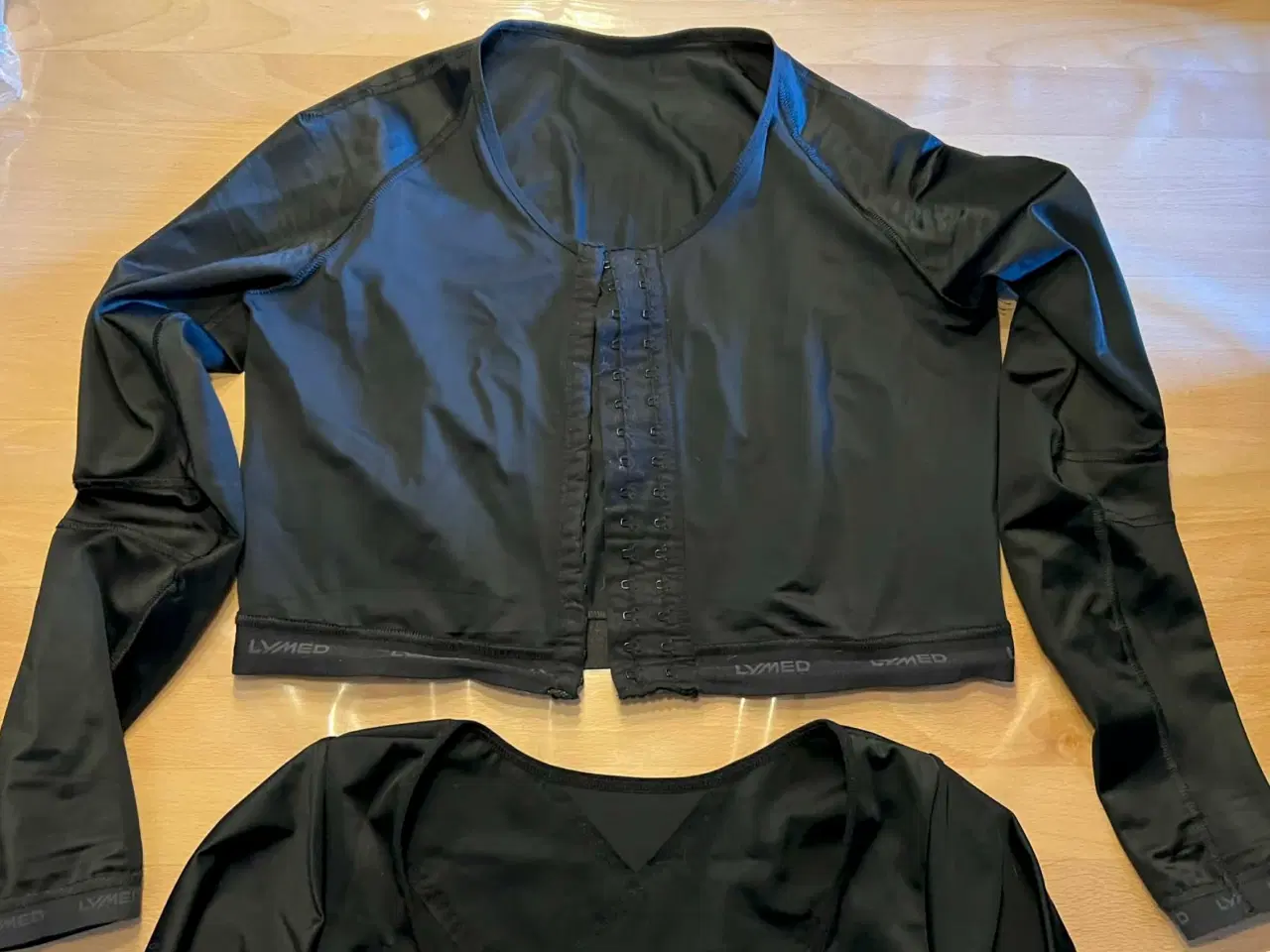 Billede 2 - Kompressions Bolero'er + bukser + mavebælter.