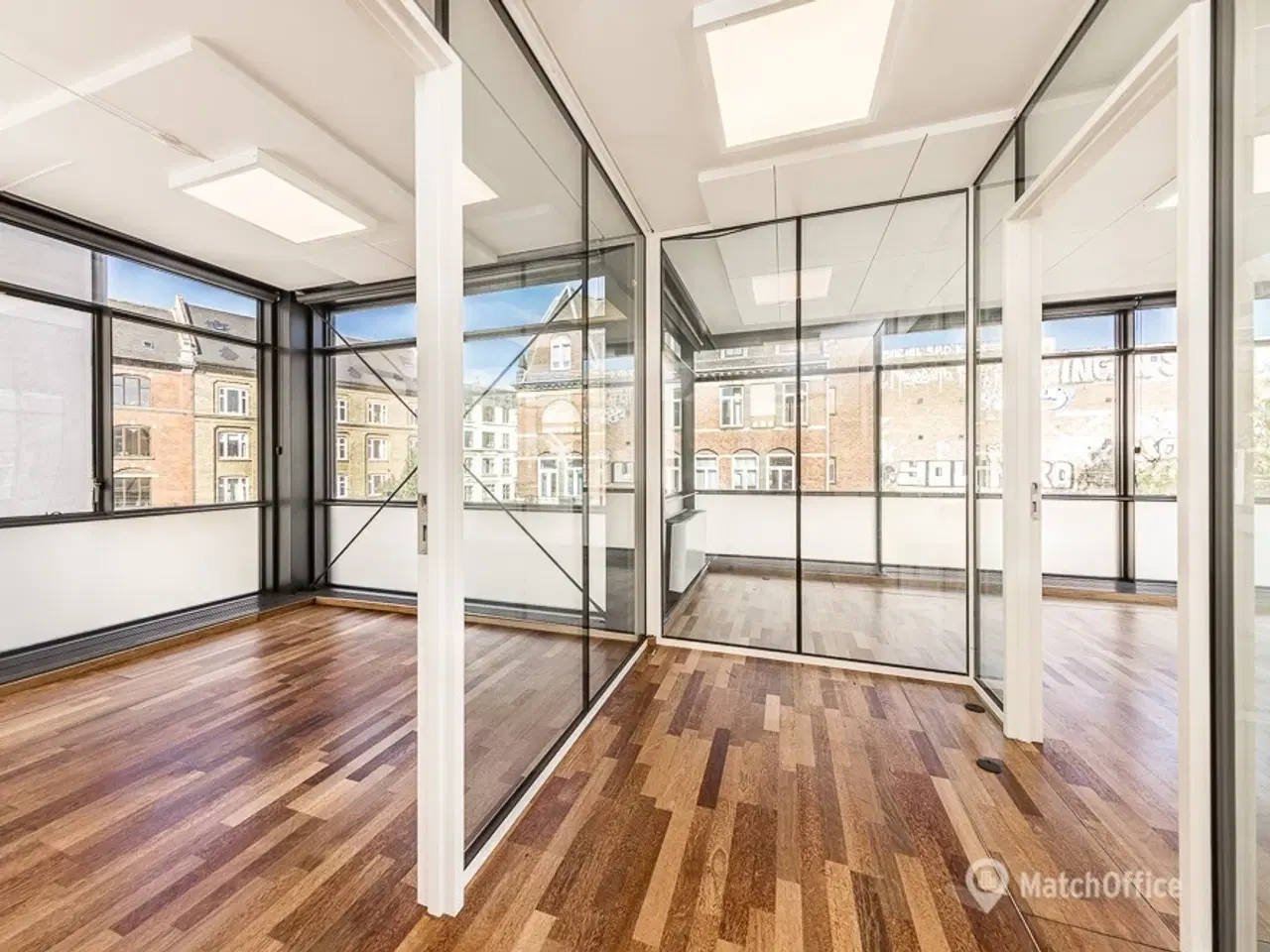 Billede 4 - Kontor i miniskyskraber på Nørrebro