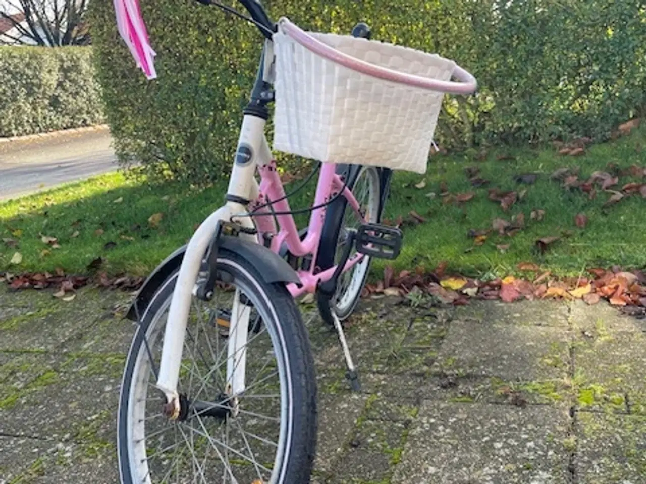 Billede 3 - Pigecykel 20 tommer