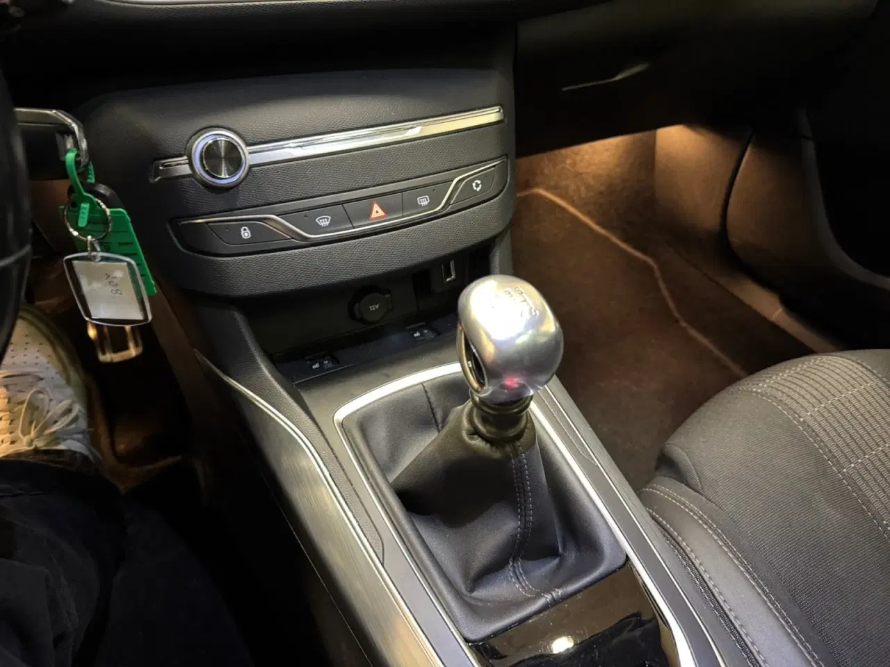 Billede 12 - Peugeot 308 1,2 e-THP 130 Allure Sky SW