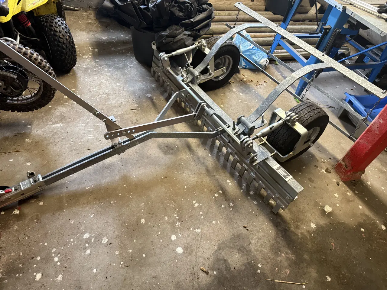 Billede 1 - Gårdspladsrive pro 