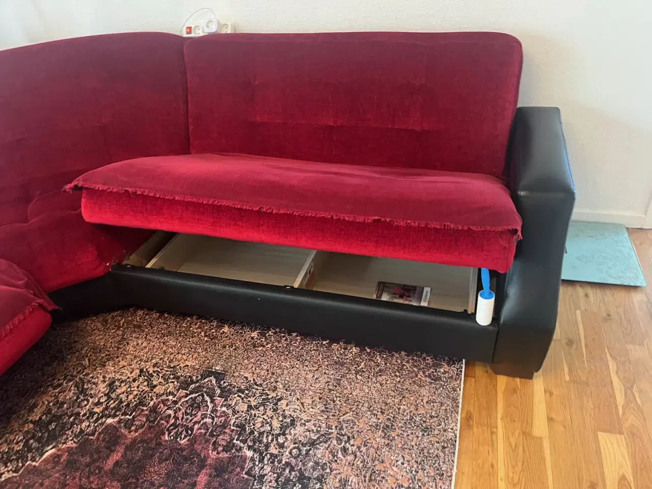 Billede 2 - Hjørnesofa med udtræk til sovesofa 