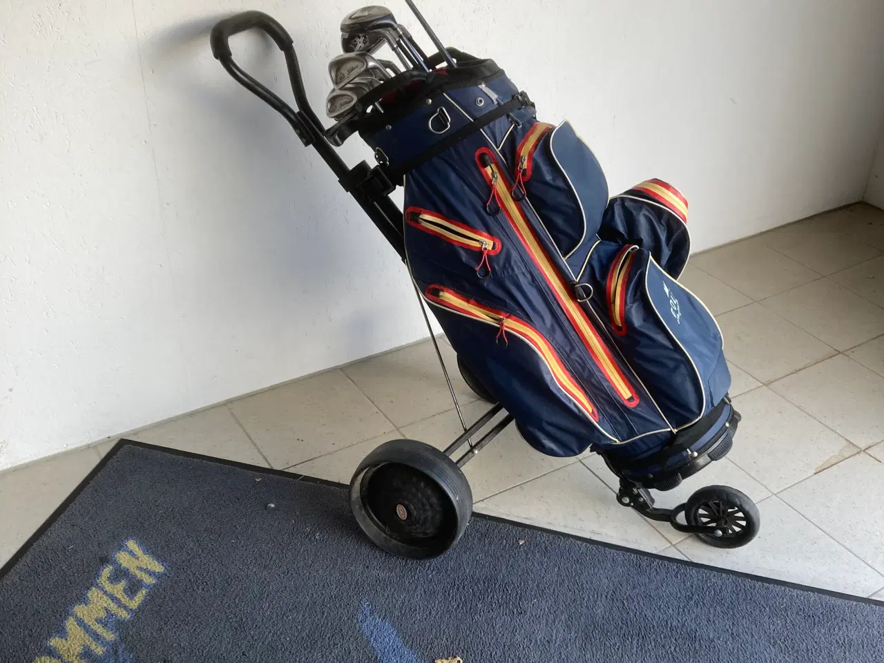 Billede 5 - Golfsæt vogn , regntæt Bag, køll. Jern.mm.