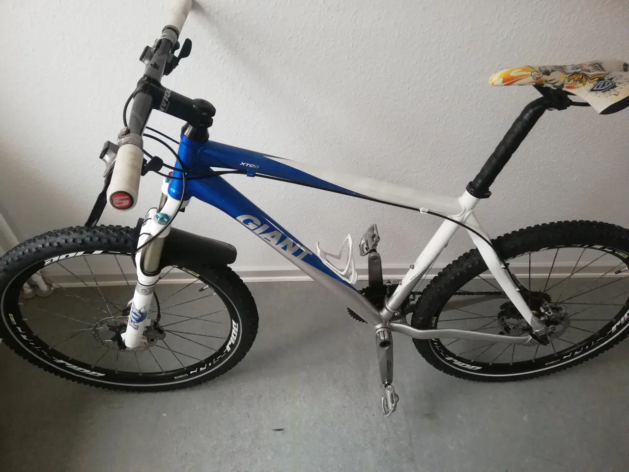Billede 1 - Giant XTC 0  letvægts mountainbike med 26" dæk.