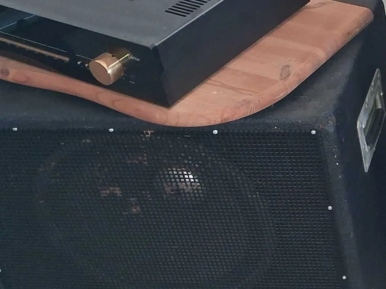 Billede 2 -  × bas og forstærker  bud modtages 