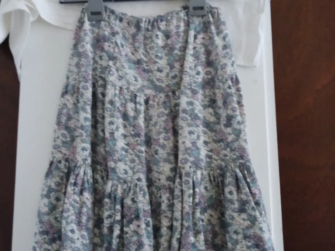 Billede 3 - børnetøj str 120 - 134 meget er nyt