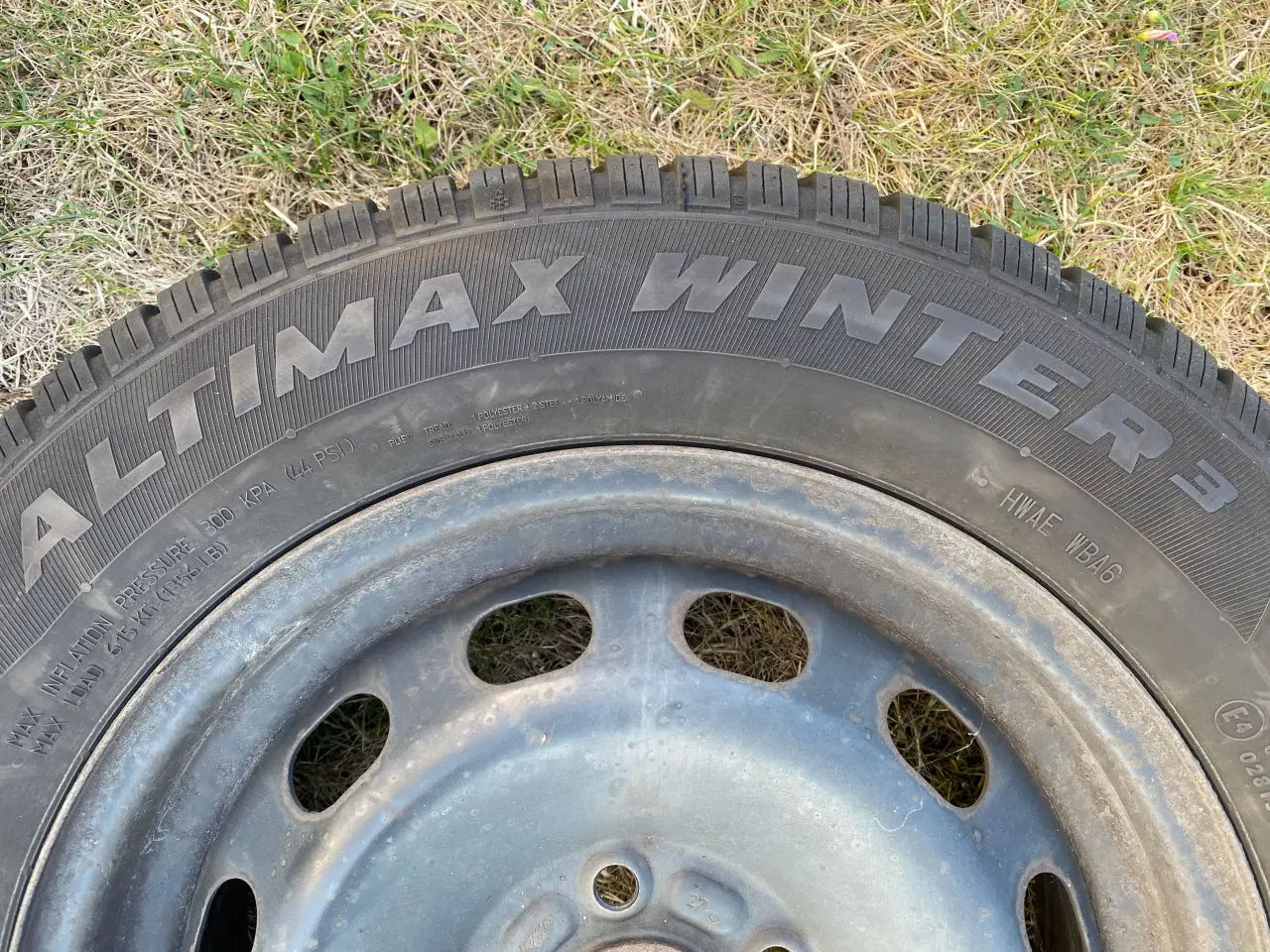 Billede 3 - Altimax dæk på stålfælge