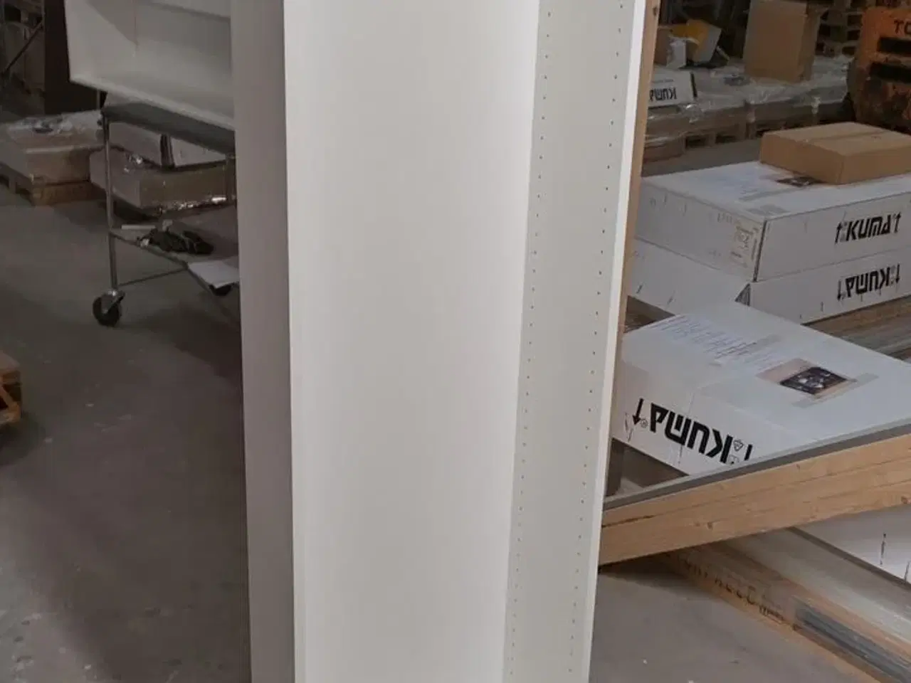 Billede 8 - 4 stk. usamlet højskabe H: 195,2 x B: 50 x D: 32,0