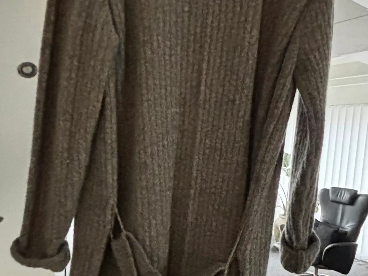 Billede 2 - Flot H2O grå cardigan