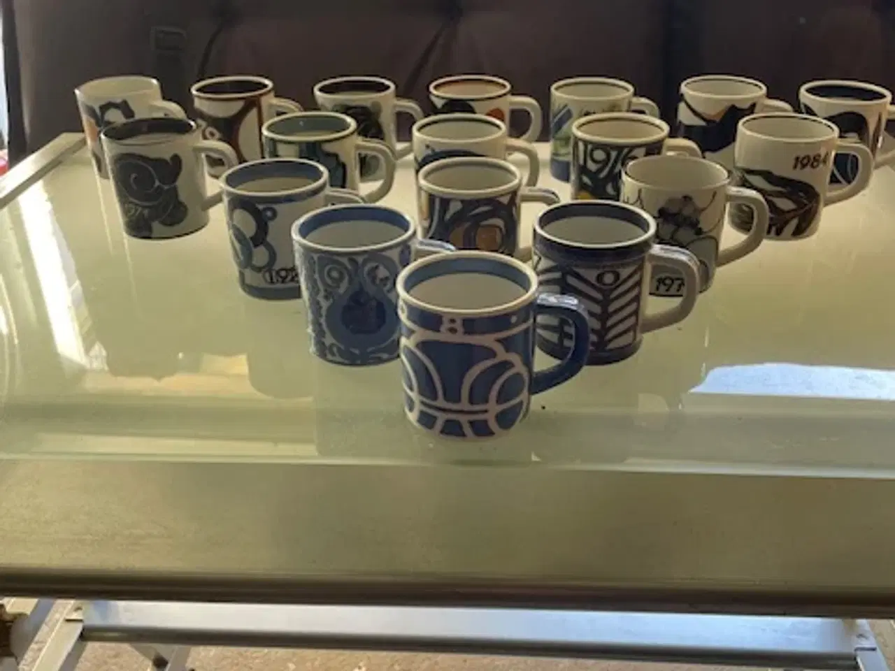 Billede 2 - Årskrus Royal Copenhagen 18 stk. 1968- 1985