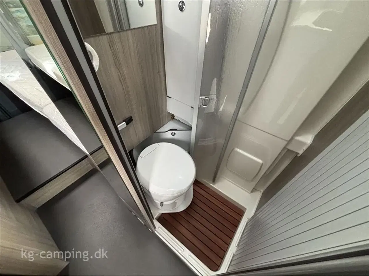 Billede 16 - 2022 - Randger R640 Fiat Ducato 160 HK CamperVan med 2 enkelsenge, kun kørt 27000 Km!
