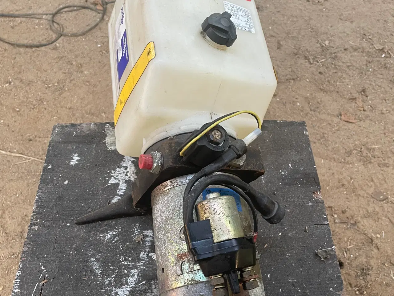 Billede 2 - Hydralikstation med tiplad