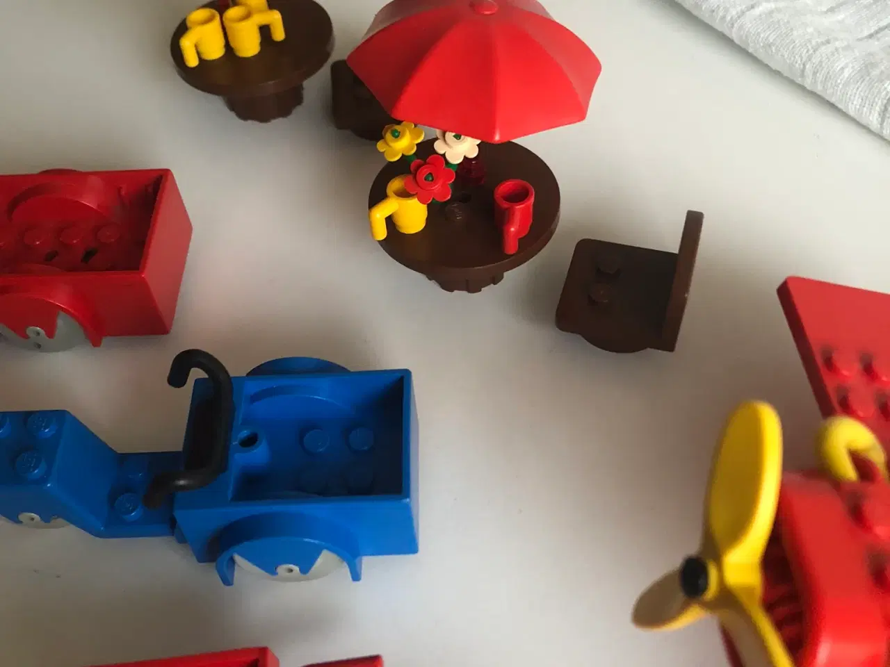 Billede 9 - LEGO 16 forskellige dyr politi flyvemaskine ladcyk