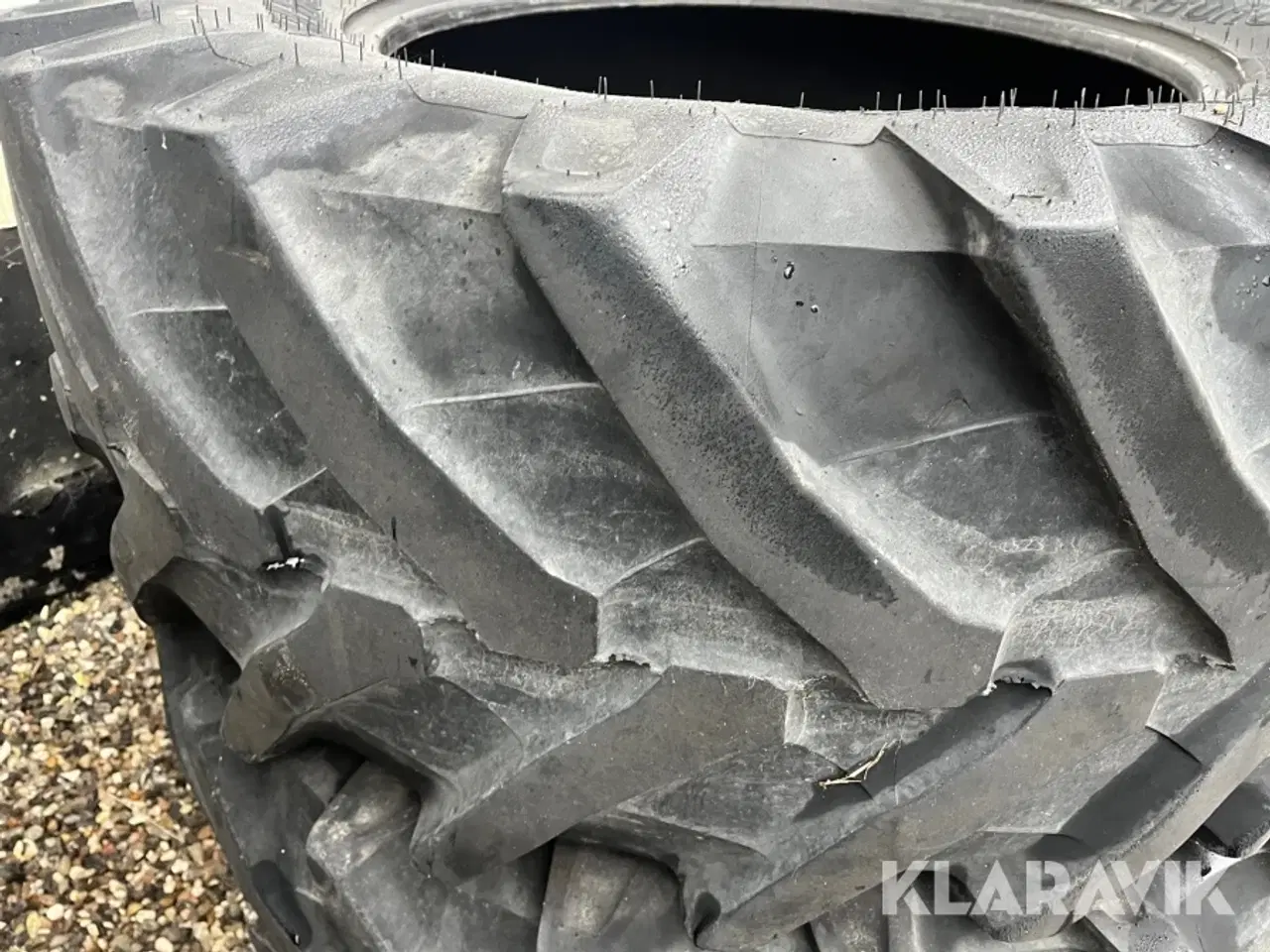 Billede 11 - Traktordæk Trelleborg 480/65R28 - 2 styk