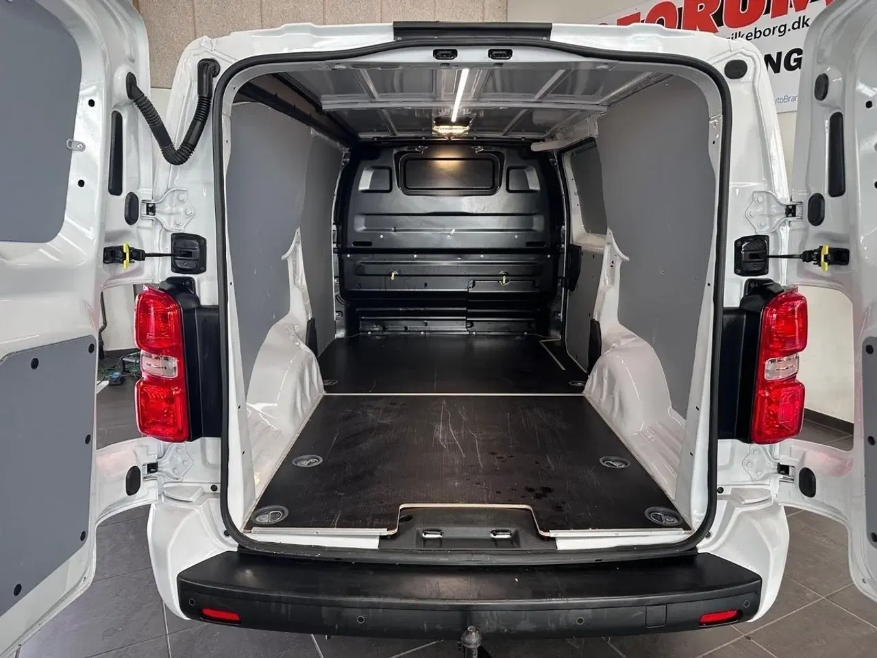 Billede 12 - Citroën Jumpy 2,0 BlueHDi 180 L3 MasterLine EAT8