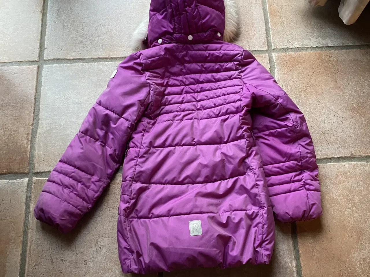 Billede 2 - Reima vinterjakke str. 140