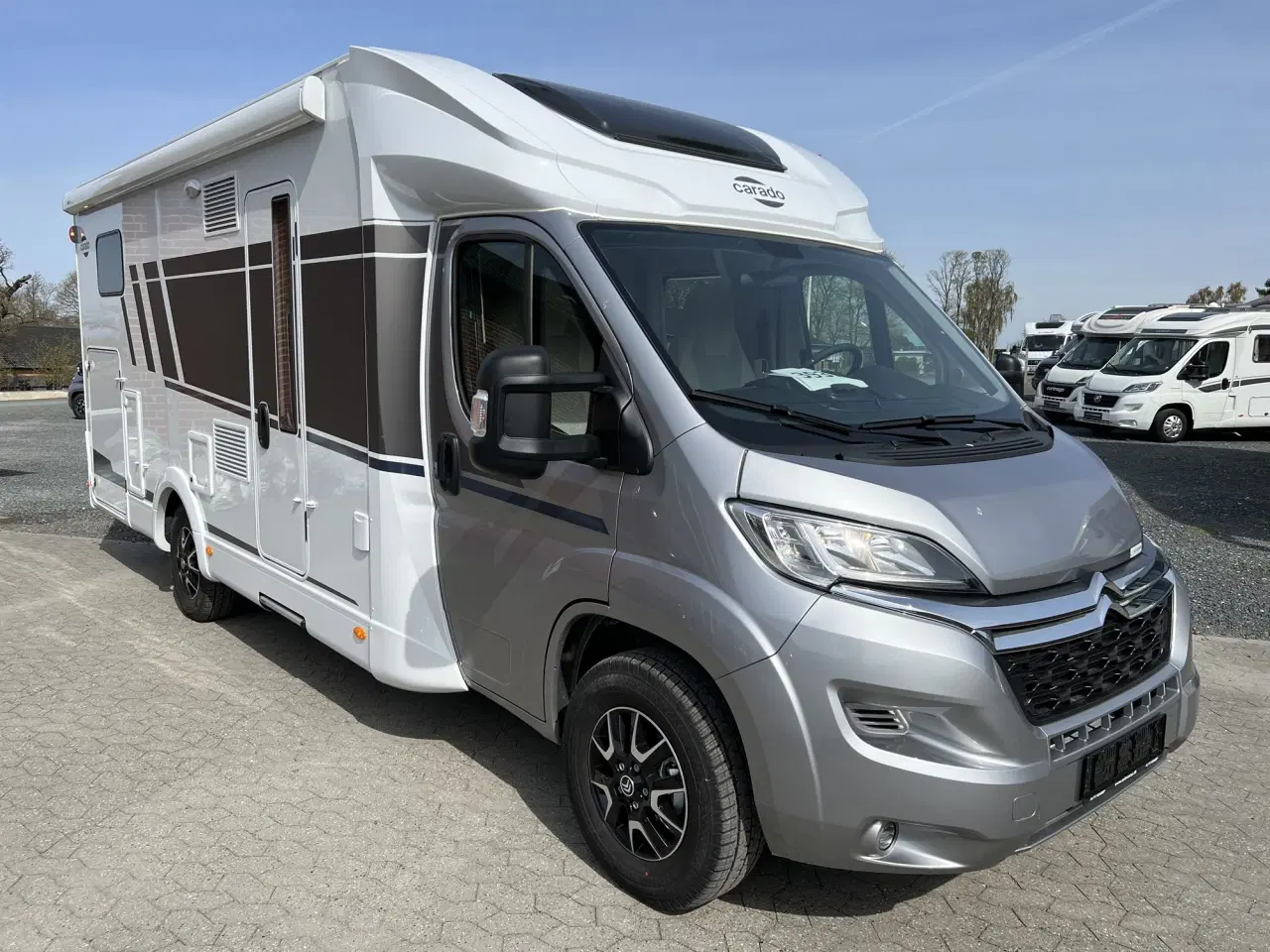 Billede 2 - VOGN 5/10 | CARADO - T447 | Autocamper udlejes