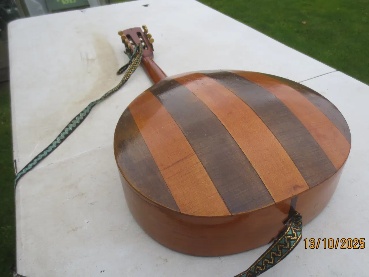 Billede 7 - 1 stk Mandolin  længde 73 cm 
