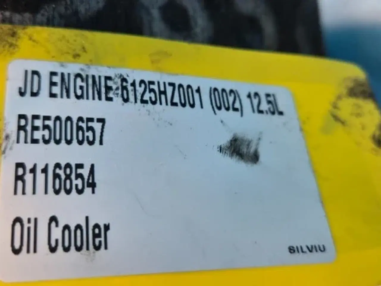 Billede 2 - John Deere 6125HZ001 Oliekøler RE500657