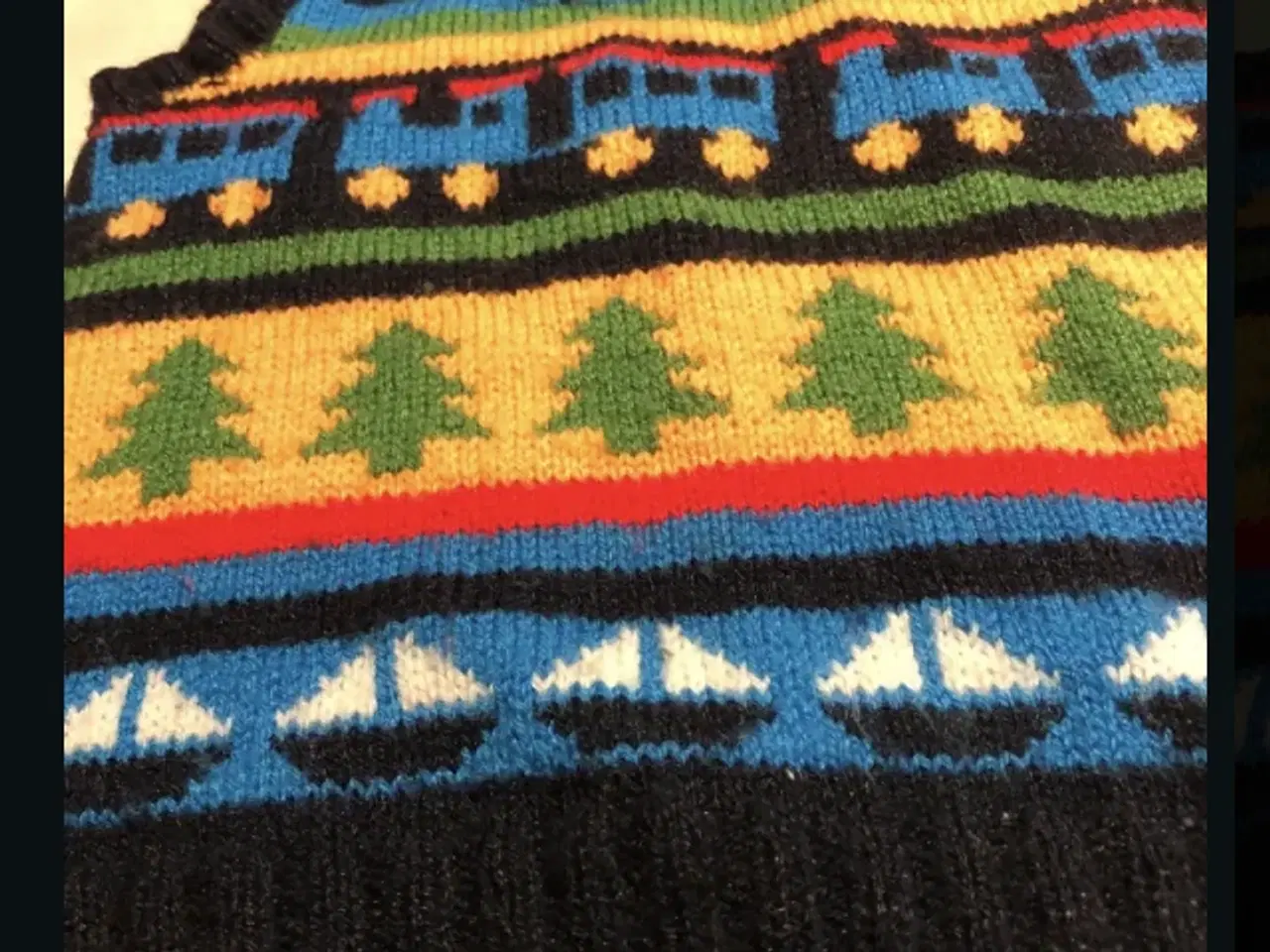 Billede 2 - Håndstrikket vest 104 