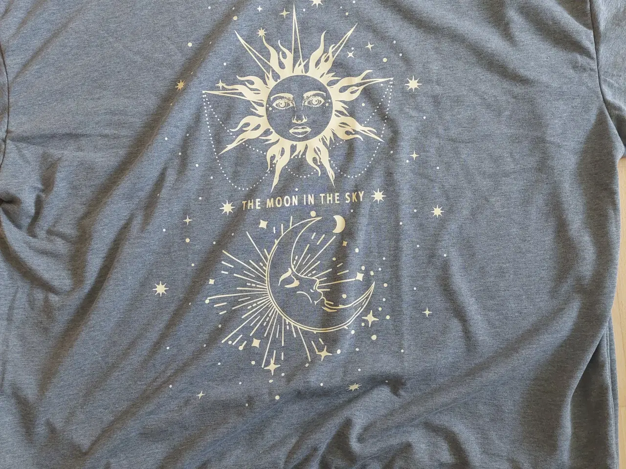 Billede 5 - Crewneck med måne og sol