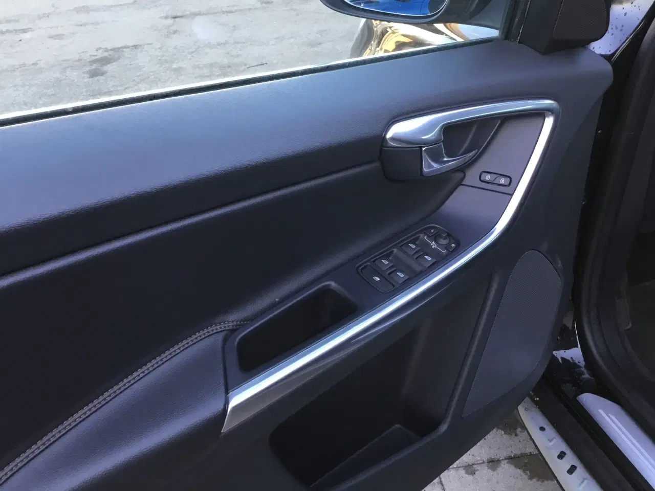 Billede 8 - Volvo xc 60 d5 220hk automatgear 6 trin awd mm