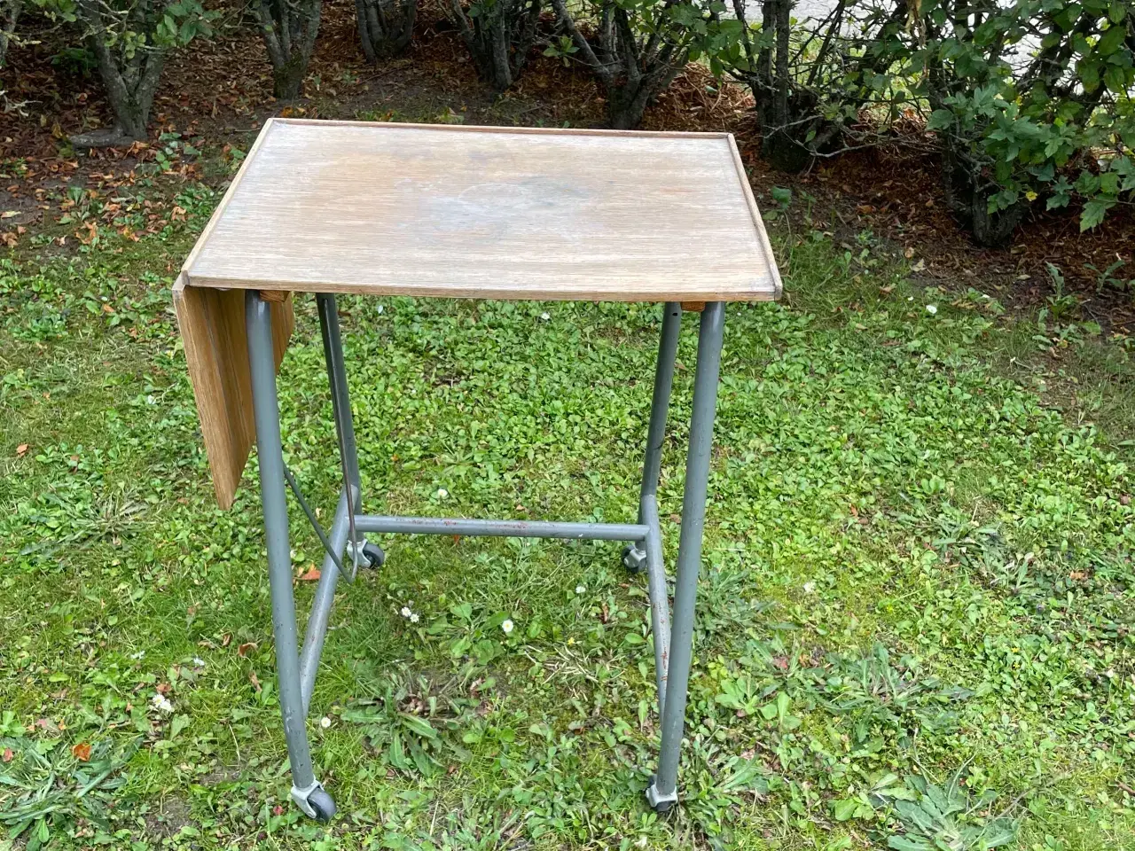 Billede 3 - Industri bord med hjul