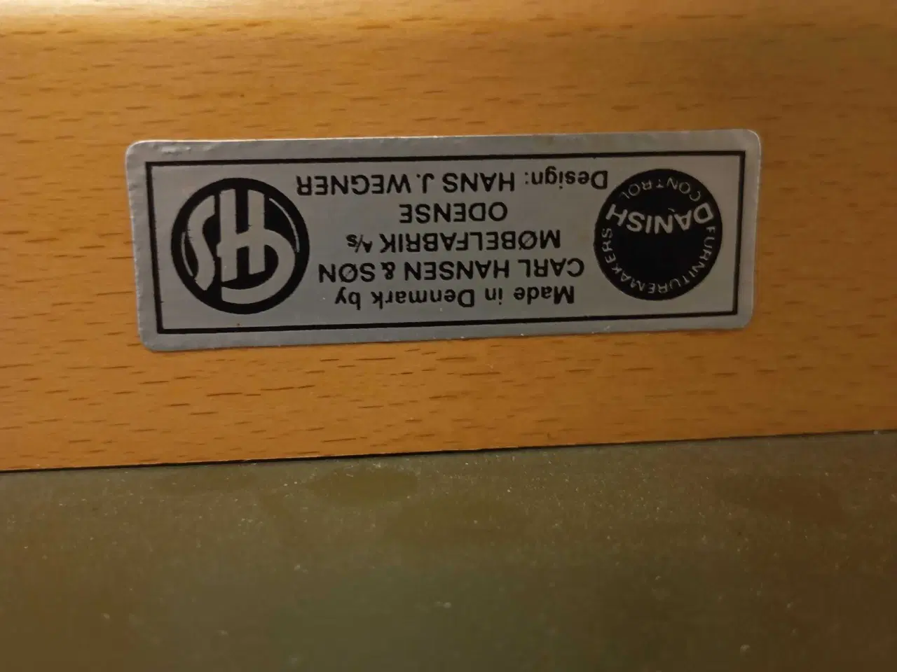 Billede 4 - 4 stk Hans J Wegner stole, med nyt betræk.