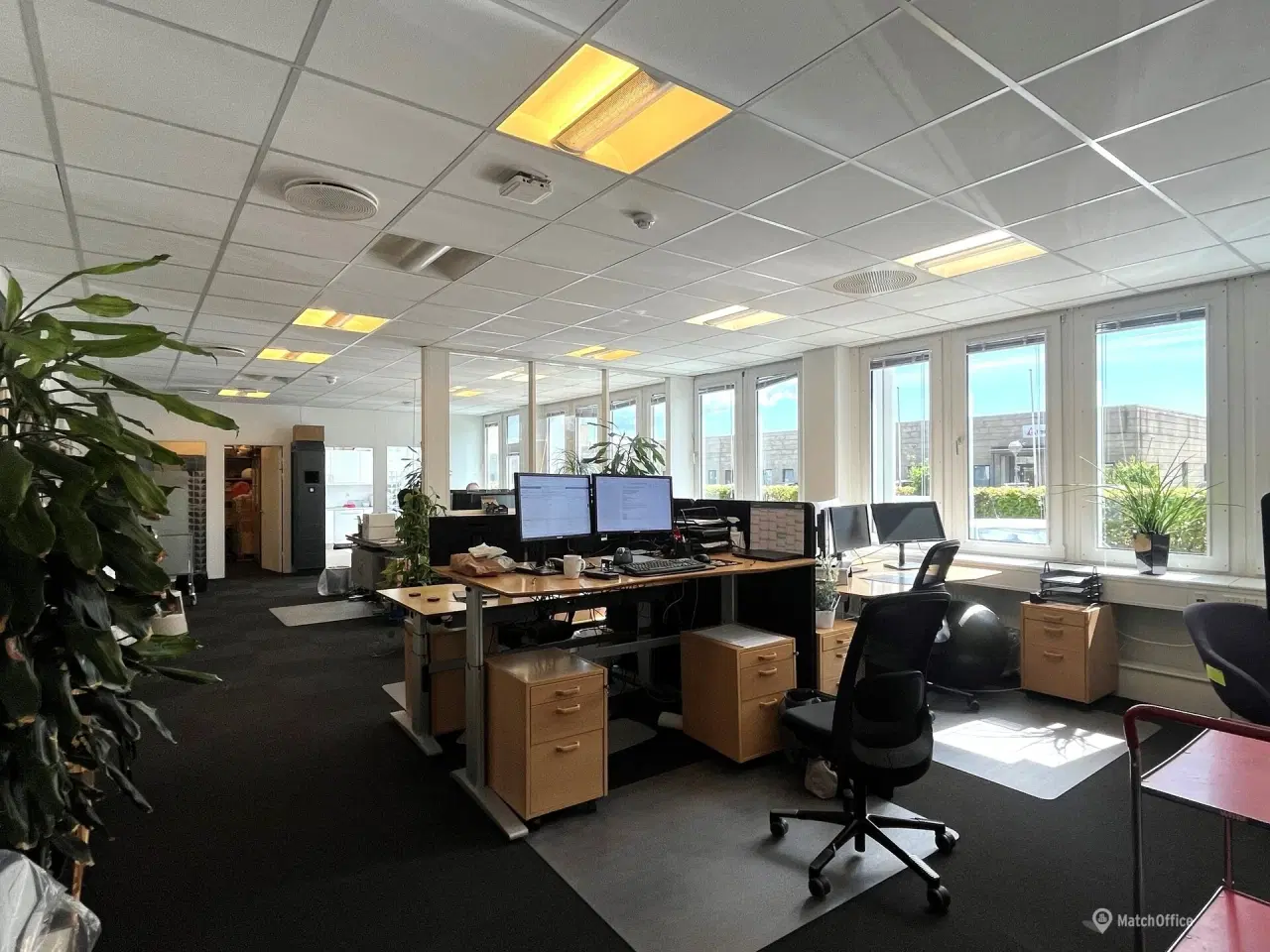 Billede 1 - Fint kontorlejemål med egne faciliteter