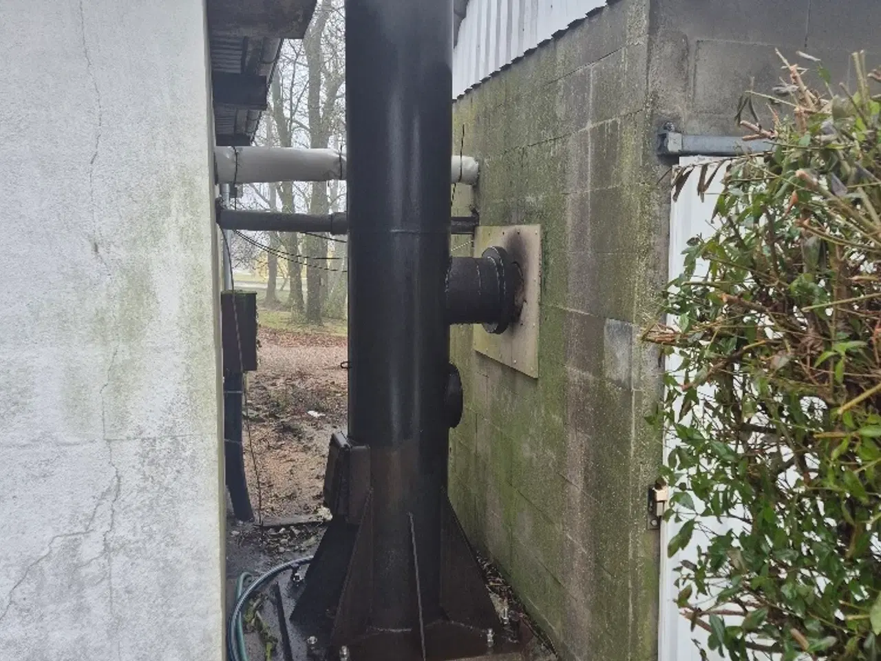 Billede 3 - Halmevarme med 3000 liters vandtank til gengæld