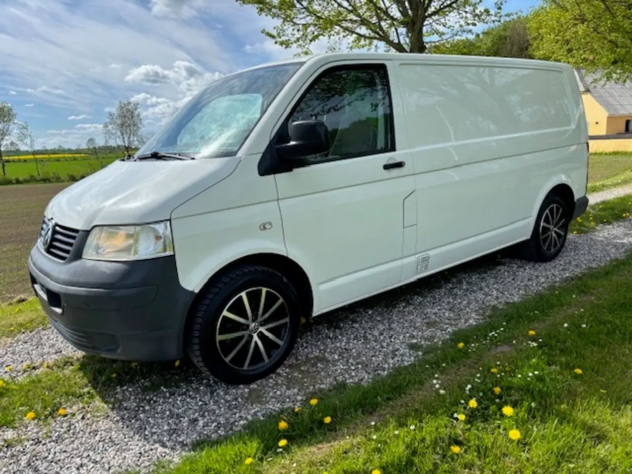 Billede 2 - VW Transporter 1,9 TDI Kassevogn Lang Nysynet