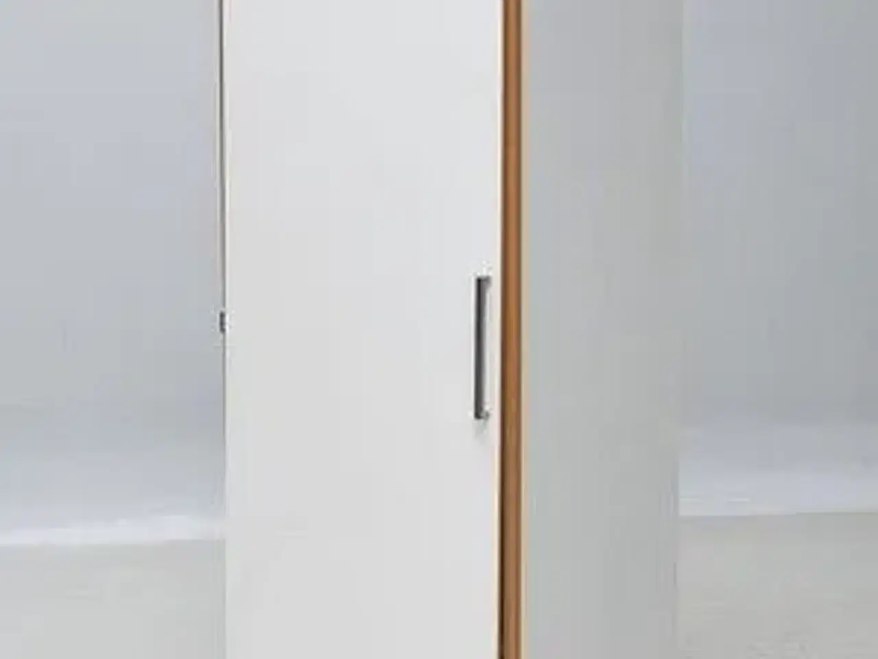 Billede 1 - UNOFORM SKABE 60x60x180