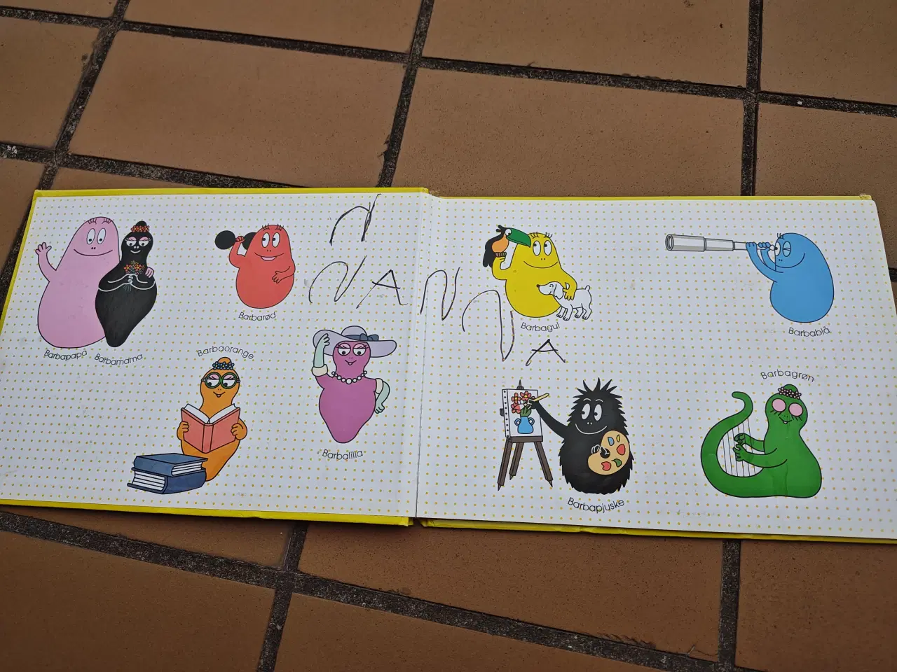 Billede 2 - Barbapapa redder dyrene Bog