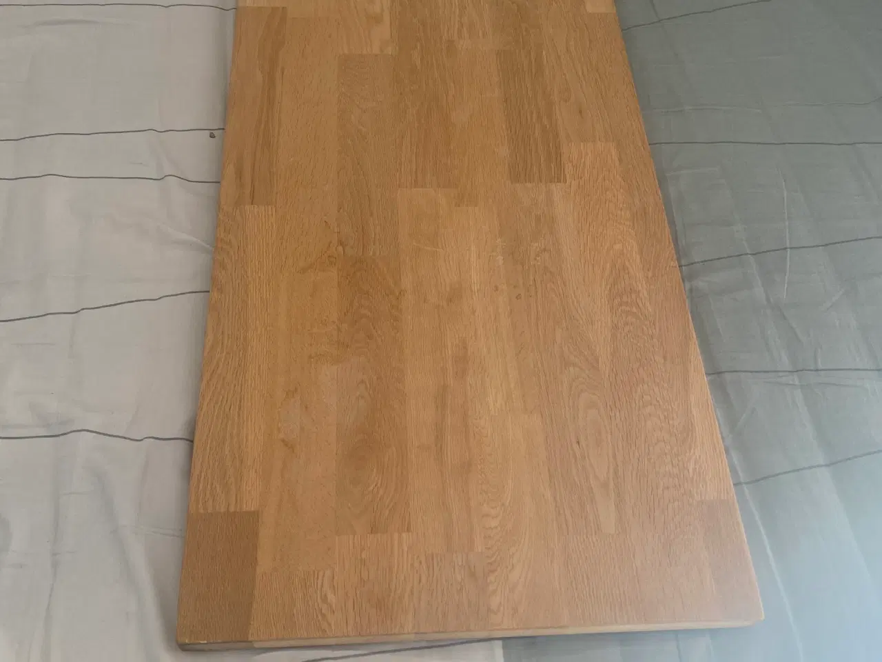 Billede 5 - Spisebord med 2 plader samt 6 stole