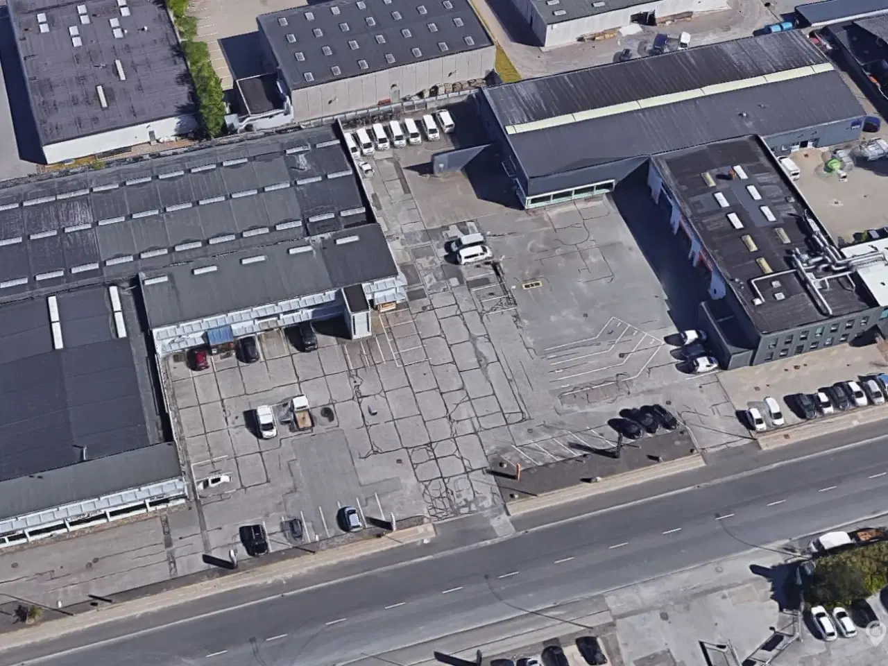 Billede 3 - Nemme og bynære P-pladser i Åbyen - tæt på Frichsparken